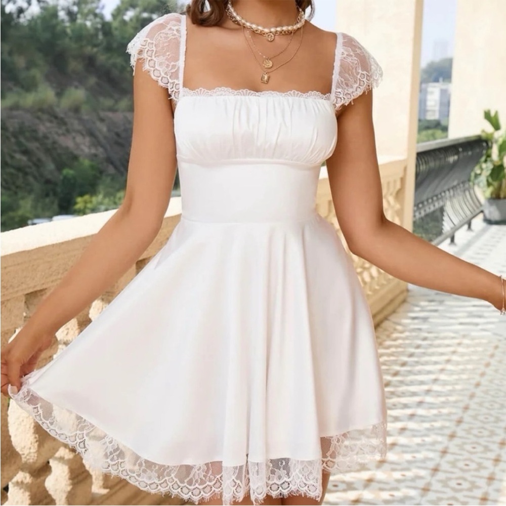 Elegant White Lace Trim Mini Dress corset tie back